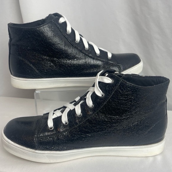 Nina “Cordelia” Hi-Top Girls Lightning Bolt Crackle Metallic Sneaker - Picture 4 of 12